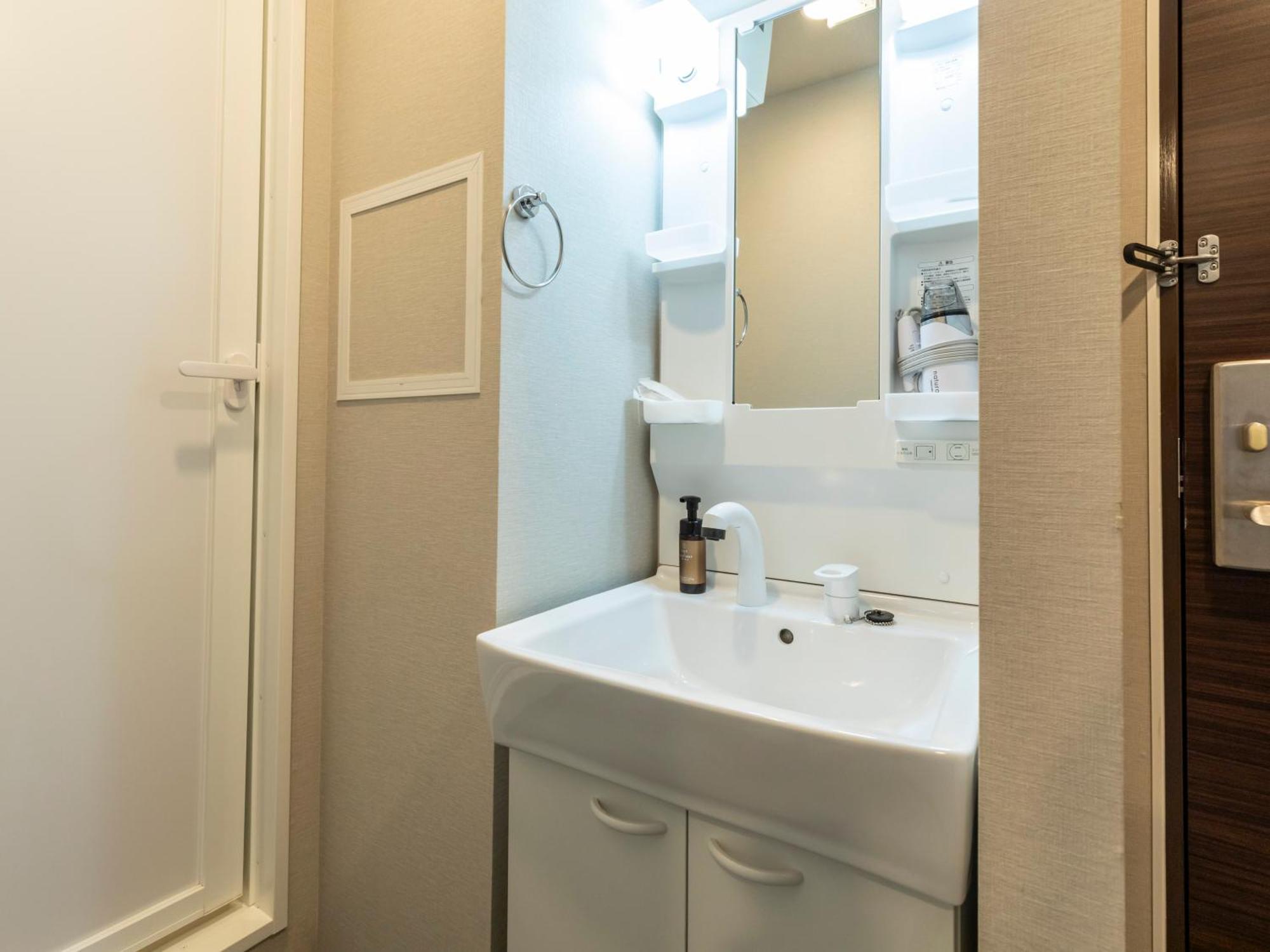 Tabist Unihotel Midosuji Hommachi Ōsaka Extérieur photo