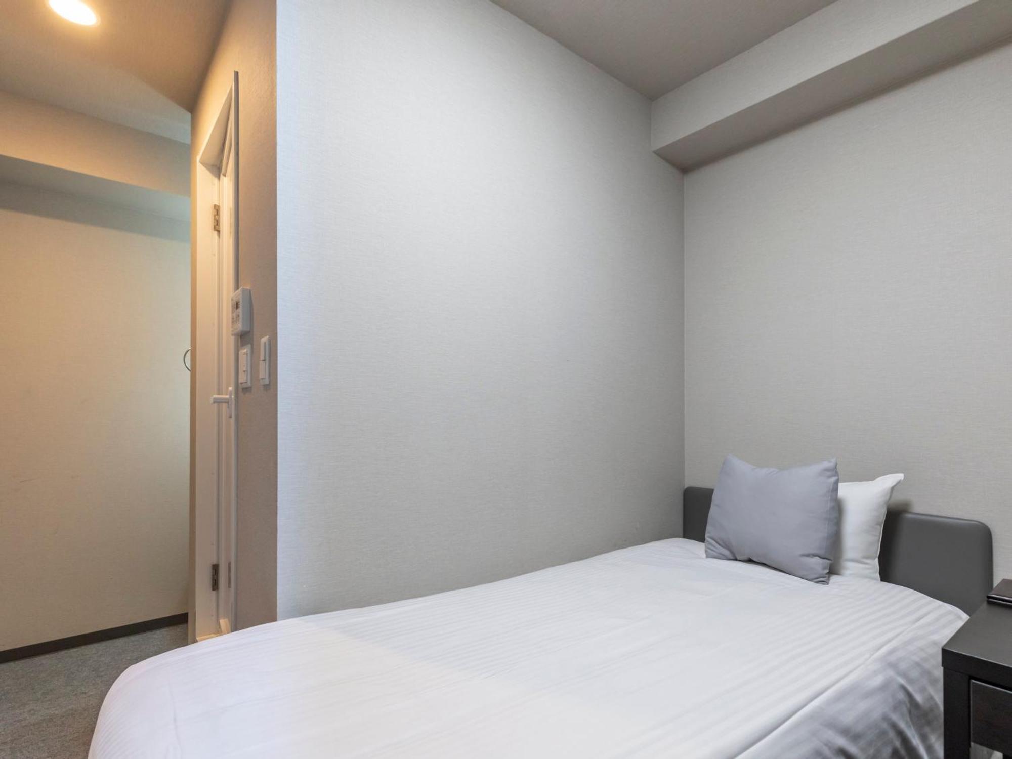 Tabist Unihotel Midosuji Hommachi Ōsaka Extérieur photo