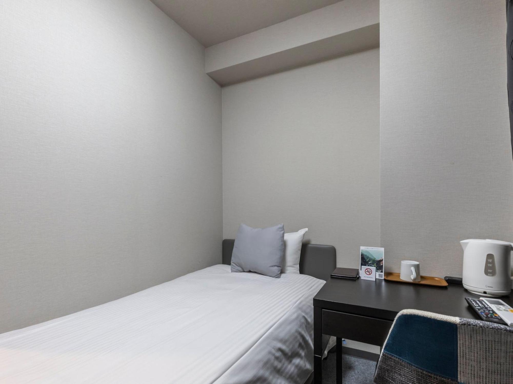 Tabist Unihotel Midosuji Hommachi Ōsaka Extérieur photo